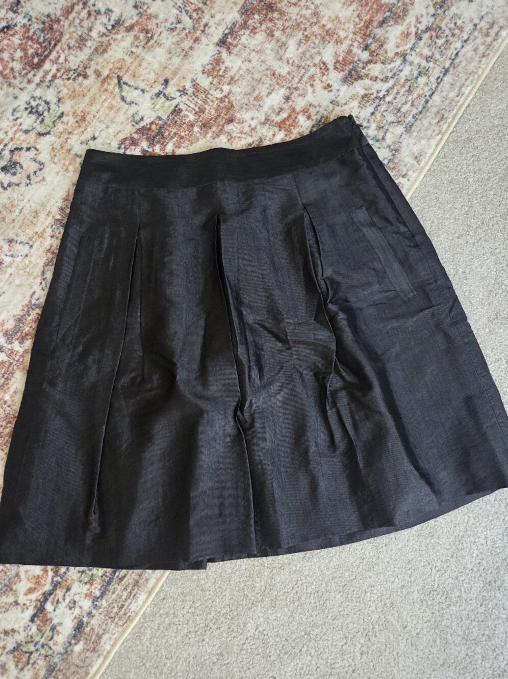 NWT BCBG MAXAZRIA “kailin” pleated skirt